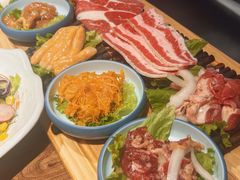 -明洞阿姨·韩式酱蟹烤肉·创意料理(三元桥店)