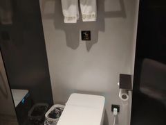 -万泊酒店(长沙五一广场国金中心店)