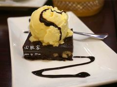 冰淇淋烤布朗宁-必胜客(金沙江店)
