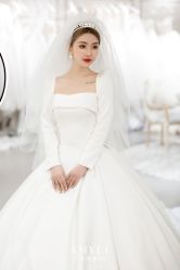 -艾米丽婚纱礼服