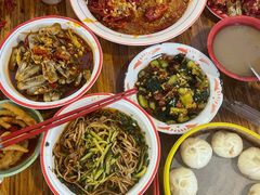 -冶建镜子·老南昌大排档·江西虾王(总店)