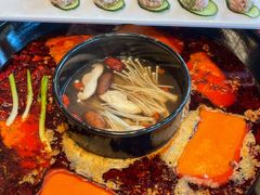 -三江两海老火锅(北京首店)
