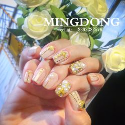 -明洞造型精品烫染