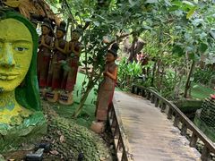 -呀路古热带植物园
