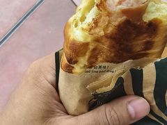 爆汁脆肠酥皮卷-星巴克(深圳妇儿大厦店)