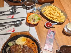 -米兰西典(西坝岗路店)