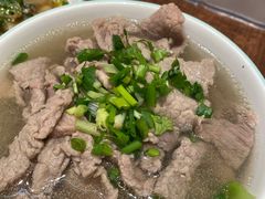 -犇逸·乐山跷脚牛肉·四川现炒(览海店)