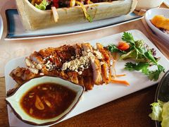 猪颈肉-暹罗酒肆泰餐厅酒吧