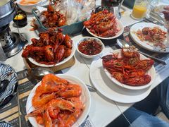 -金马门国际美食百汇(珞喻路店)