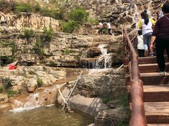 -大平台龙居瀑布旅游区