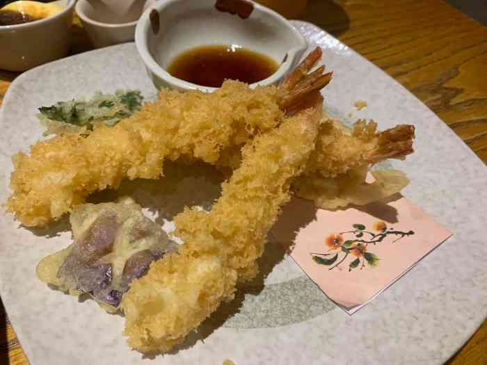 匠和风精致料理(台江万达广场店)-"环境不错,菜品种类丰富,量挺大的,