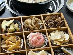 -野菌皇海景野生菌火锅(滨海大道店)