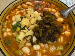 -吴三酸菜麻食酱香面馆(印花布园小区店)
