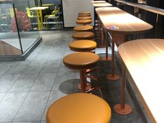 用餐区-麦当劳(浦江镇绿地乐和城店)