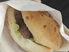 -必胜客(松雷店)