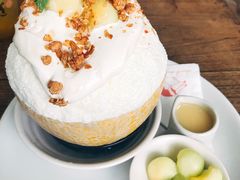 蜜瓜雪冰-Cheevit Cheeva(Sirimangkalajarn)