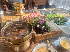 -慢丽江·云南野生菌土鸡锅(西山店)