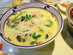 -眷江南之小蓝鲸(王府大街店)