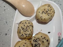 -小杨生煎(黄河路美食休闲街店)