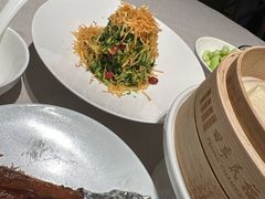 巧拌豆苗-四季民福烤鸭店(外滩外白渡桥店)