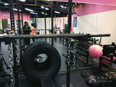 -ISFITCLUB内力健身工作室(奥森店)