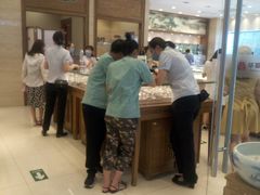 -华夏典当行(龙德广场店)