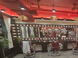 -东方先生国潮男士理发馆