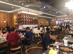 大堂-胡须佬鸡煲四季火锅店(石厦西村直营店)