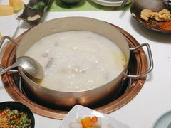 -洪氏嗨捞·猪肚鸡火锅(阳光天地店)