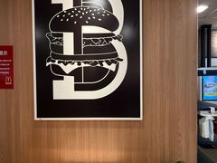 -麦当劳(上海虹桥站30B检票口楼上)
