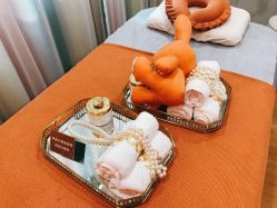 -茜茜美妍堂·华熙生物·甜朵体验中心