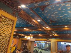 -金鼎雪山牦牛杂火锅(理县总店)