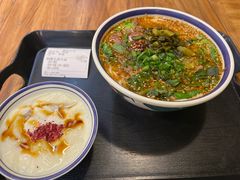 -云阿蛮云南生烫牛肉米线(奉贤路店)