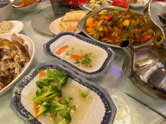 -维吾尔餐厅(宜山路店)