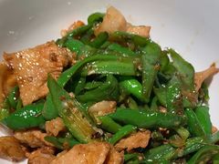 -老湖南民间菜·牛肉十八炒(花都店)
