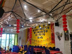-又见马甲M8融合西餐厅(体育中心店)