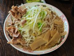 二郎系拉面-拉面莊夢語＆中华料理八椿