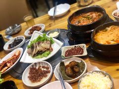 -故乡家韩国料理(丹东街店)