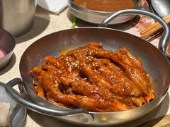 -蚂蚁洞·烤肉大营地(上海静安大悦城店)