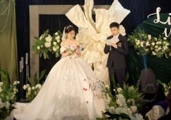 点击看大图 -艾拉·女王婚纱礼服馆