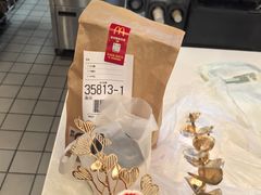 -麦当劳(上海虹桥站30B检票口楼上)