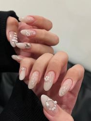 -悦指间美甲美睫