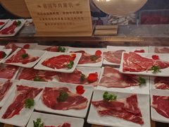 -山焱·炭火自助烤肉(周浦万达店)