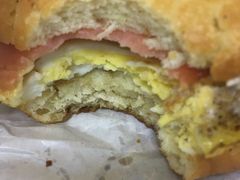 -便利蜂(河东区十一经路68号店)