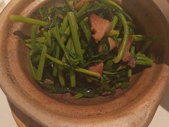 腊肉爆油菜苔-眉州东坡(华联万柳店)