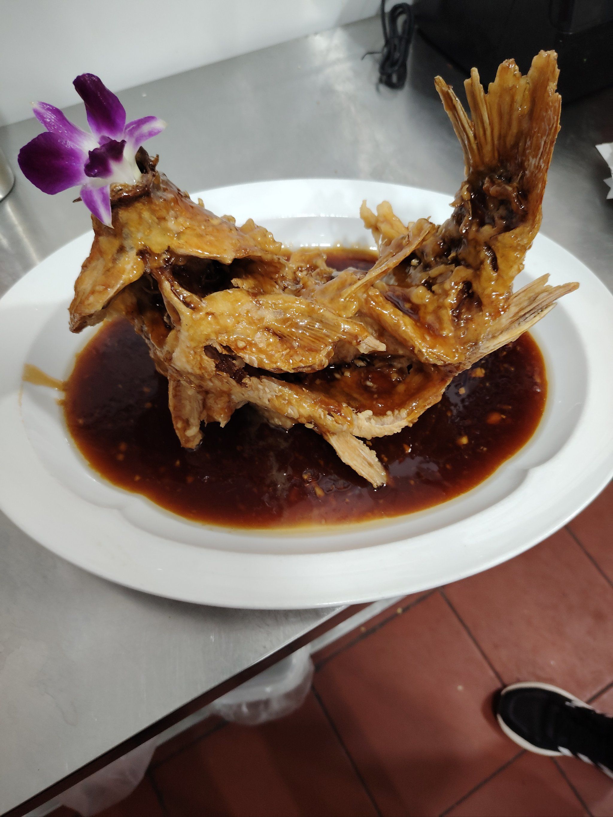 九转大肠和糖醋鲤鱼都是山东济南的传统名菜