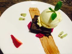 -HIGH FIVE哈福手工汉堡(桂林路店)