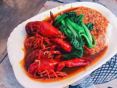 十三香小龙虾盖饭-金陵暴走小龙虾·迷踪蟹(凯德MALL店)