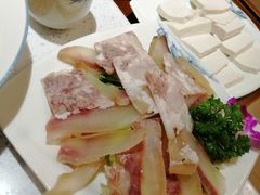 -贵府酸汤牛肉火锅·贵州老字号(飞山街店)
