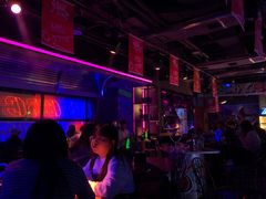 -UP嘻哈酒吧(粉巢店)